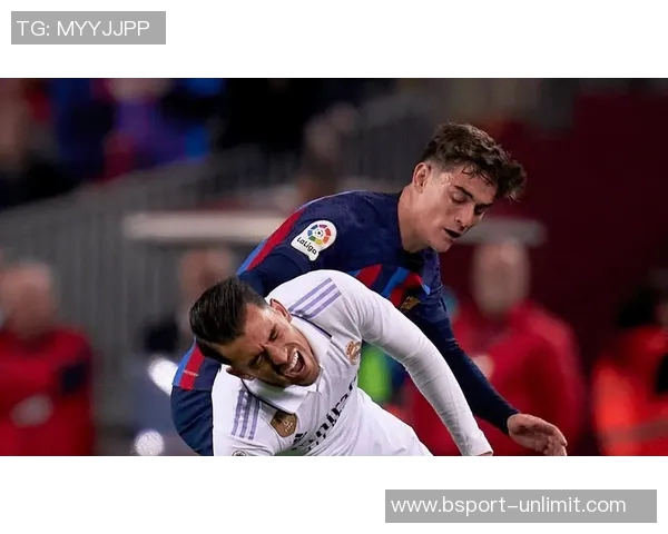 国王杯激战巴萨与那不勒斯战平点球大战惊心动魄引爆全场