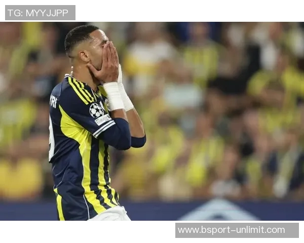 欧联杯莱比锡大胜本菲卡补时进球引发争议判罚全场沸腾